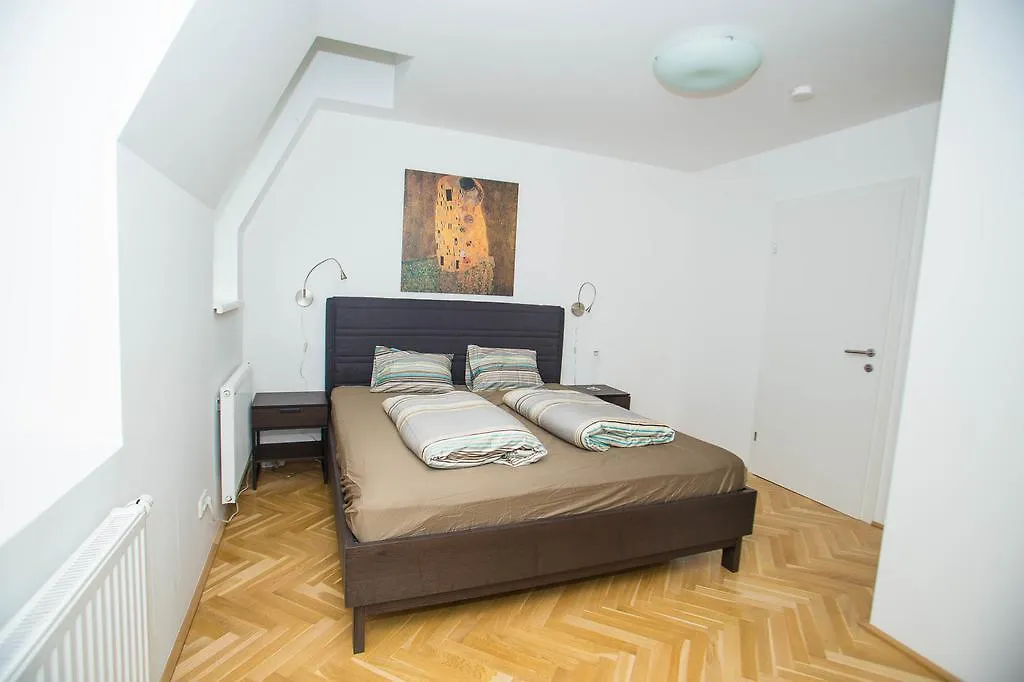 Hotspot Apartments Westbahnhof Viena