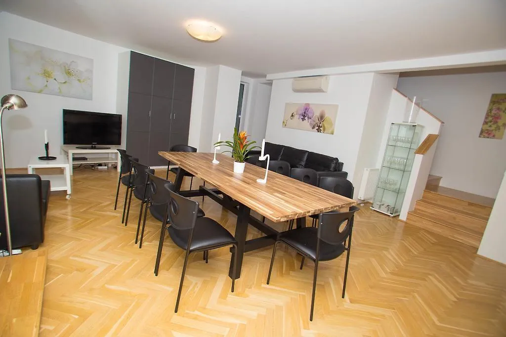 Hotspot Apartments Westbahnhof Viena 0*,  Áustria